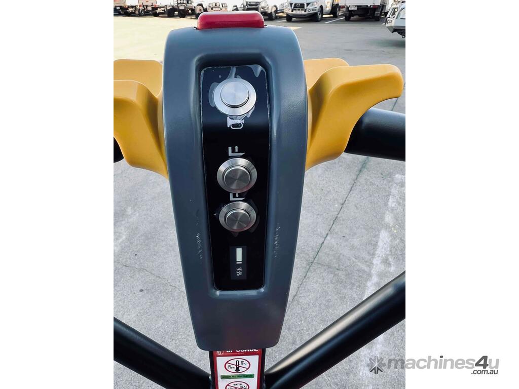Hangcha 1.5t Pallet Truck CBD15-WS - 10 Amp Electric 1.4m Turn Radius